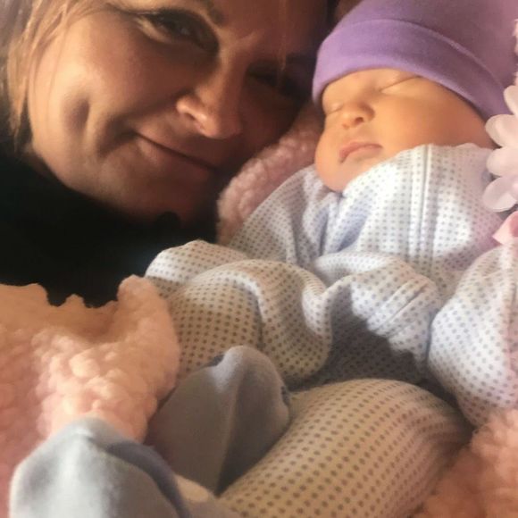 Meet your Posher, Tracy - Picture 1 of 1